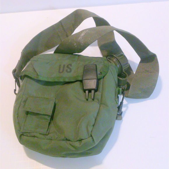 US Military 2 QT Collapsible Water Canteen with Pouch Cover & Sling * - Picture 2 of 3